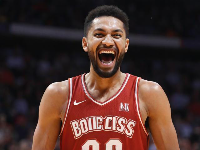 “九游app_ NBA最奇葩的玩笑时刻，球员爆笑全场”，爆笑nba游戏