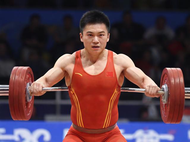 九游体育网站_ 举重赛事：新生代选手展现实力，体育世界举重109级视频