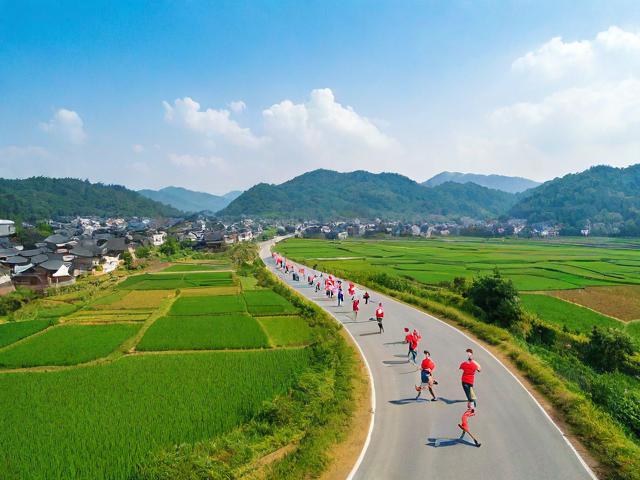 九游体育网站_ 乡村迷你马拉松，体验纯朴乡村风光，550乡村马拉松官网