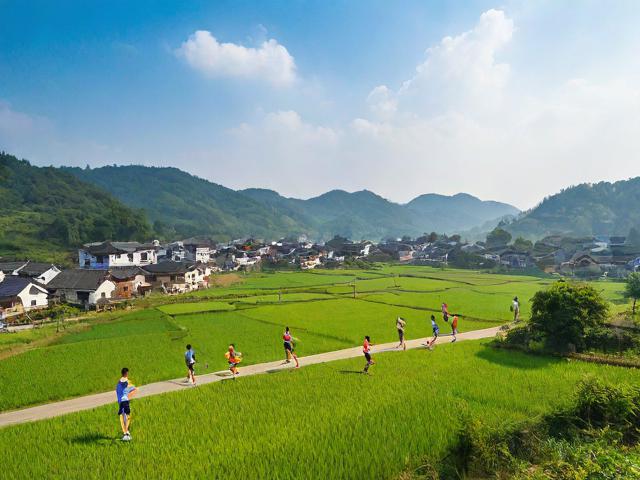 九游体育网站_ 乡村迷你马拉松，体验纯朴乡村风光，550乡村马拉松官网